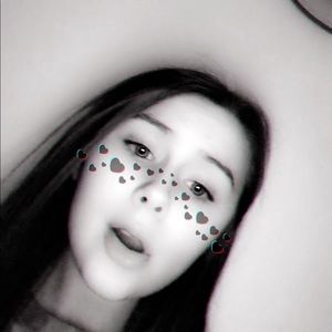 Meet your Posher, Laila